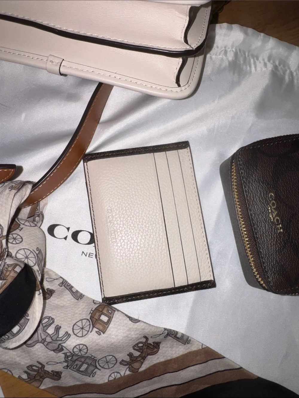 Coach Hero Mini Truffle Crossbody Bag, Coin Pouch, Card Holder, Scarf EUC Chalk